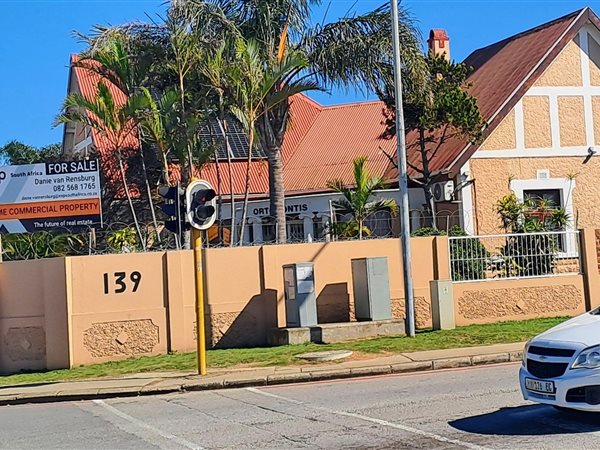 308 m² Commercial space 308 m² Commercial space
