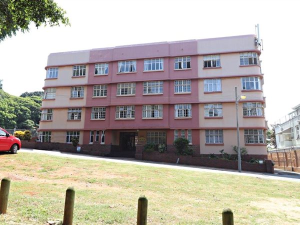 4 Bed Flat