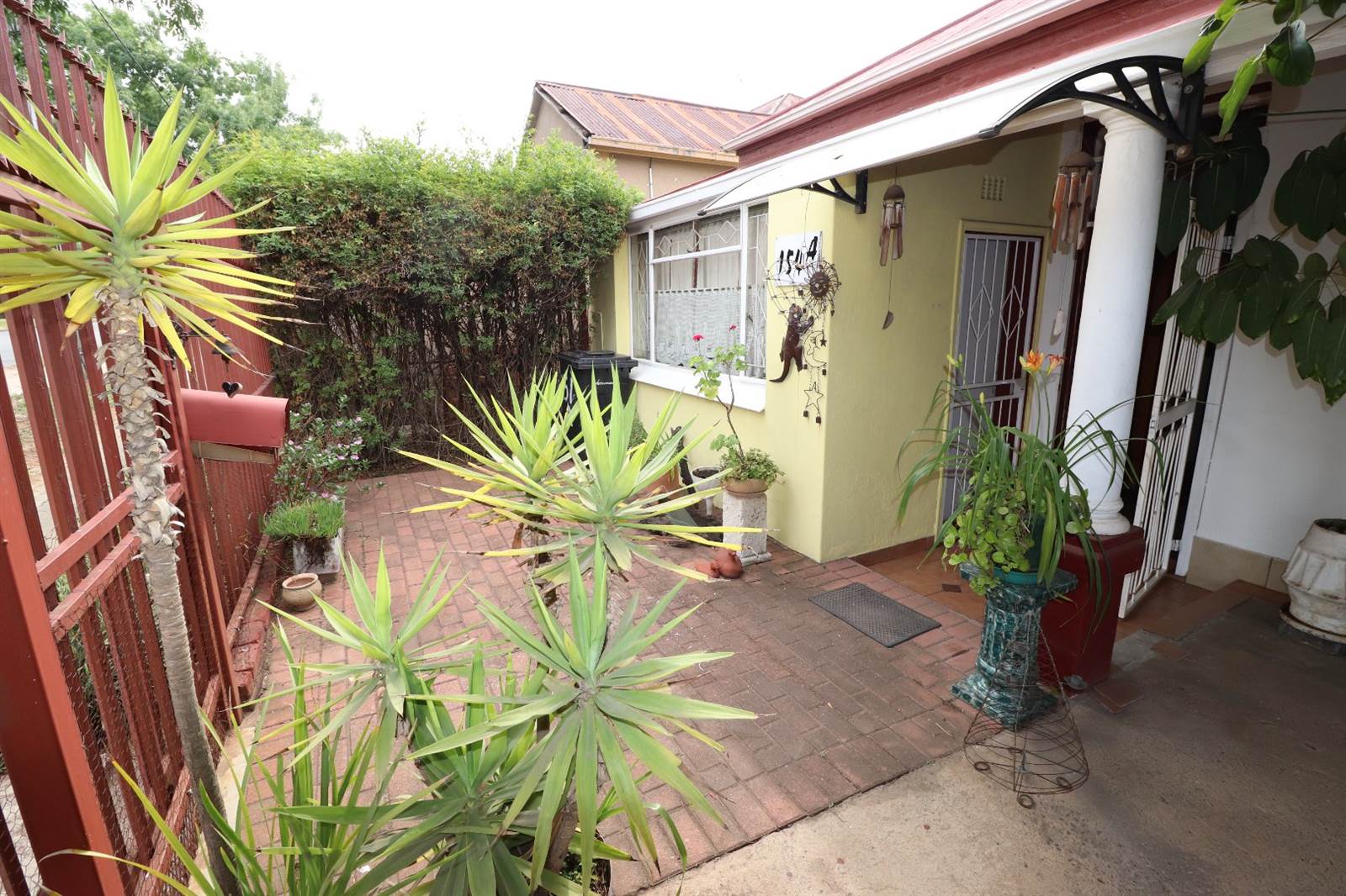 2 Bed House in Benoni Central photo number 4