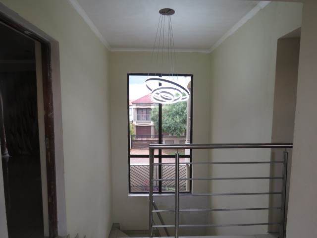 4 Bed House in Blue Hills photo number 13