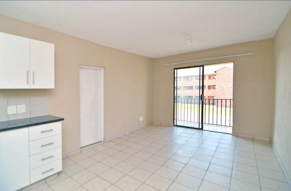 2 Bed Apartment in Delmas photo number 7
