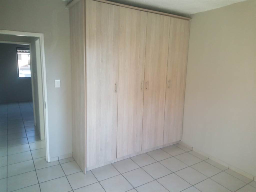 2 Bed Apartment in Delmas photo number 18