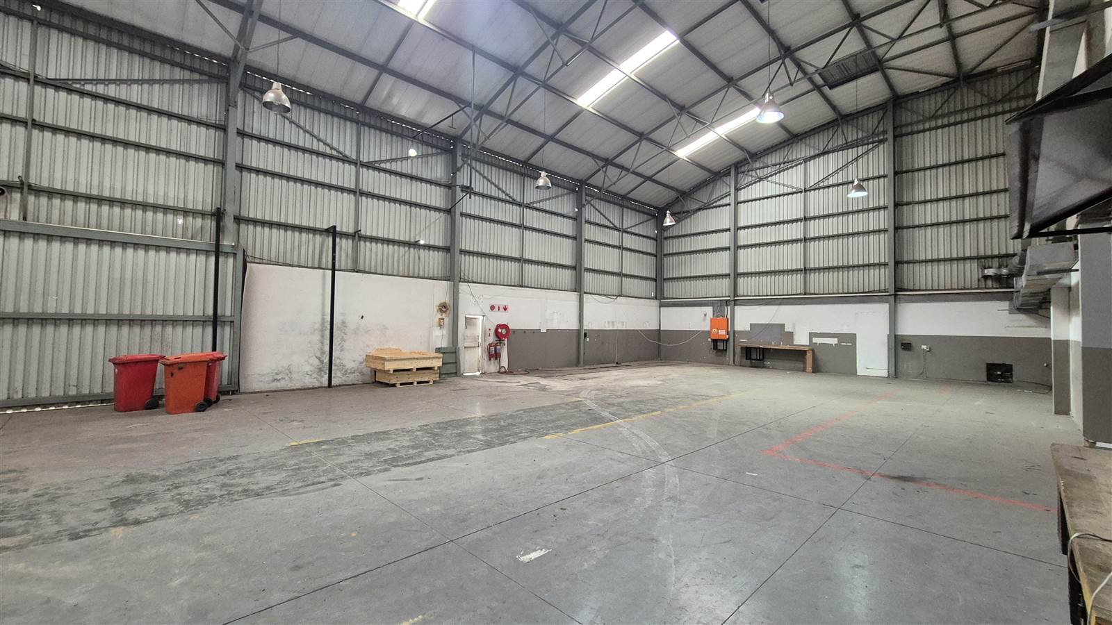 1652  m² Industrial space in Lanseria and surrounds photo number 22