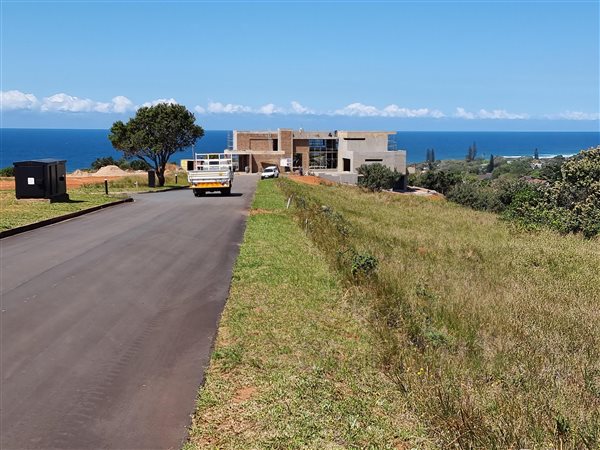 876 m² Land