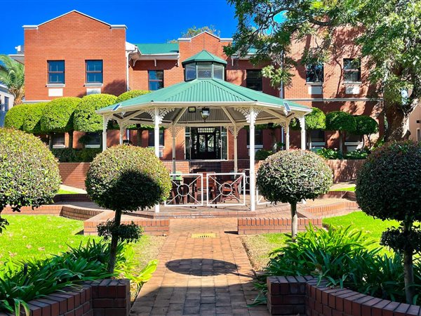 660  m² Commercial space in Rivonia