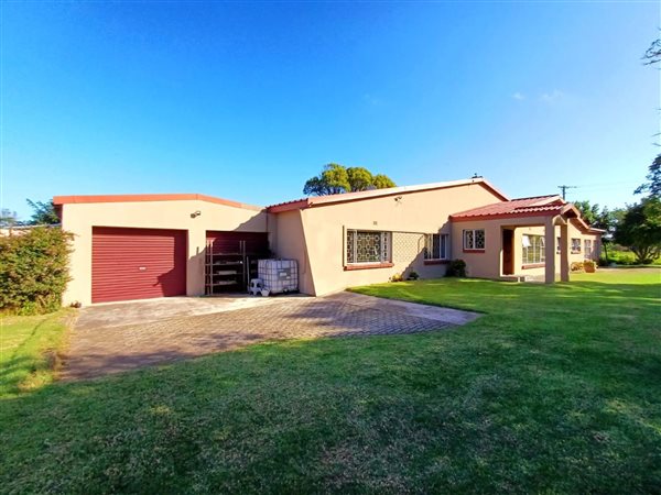 4 Bedroom House 4 Bedroom House
