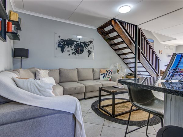 3 Bedroom Townhouse 3 Bedroom Townhouse