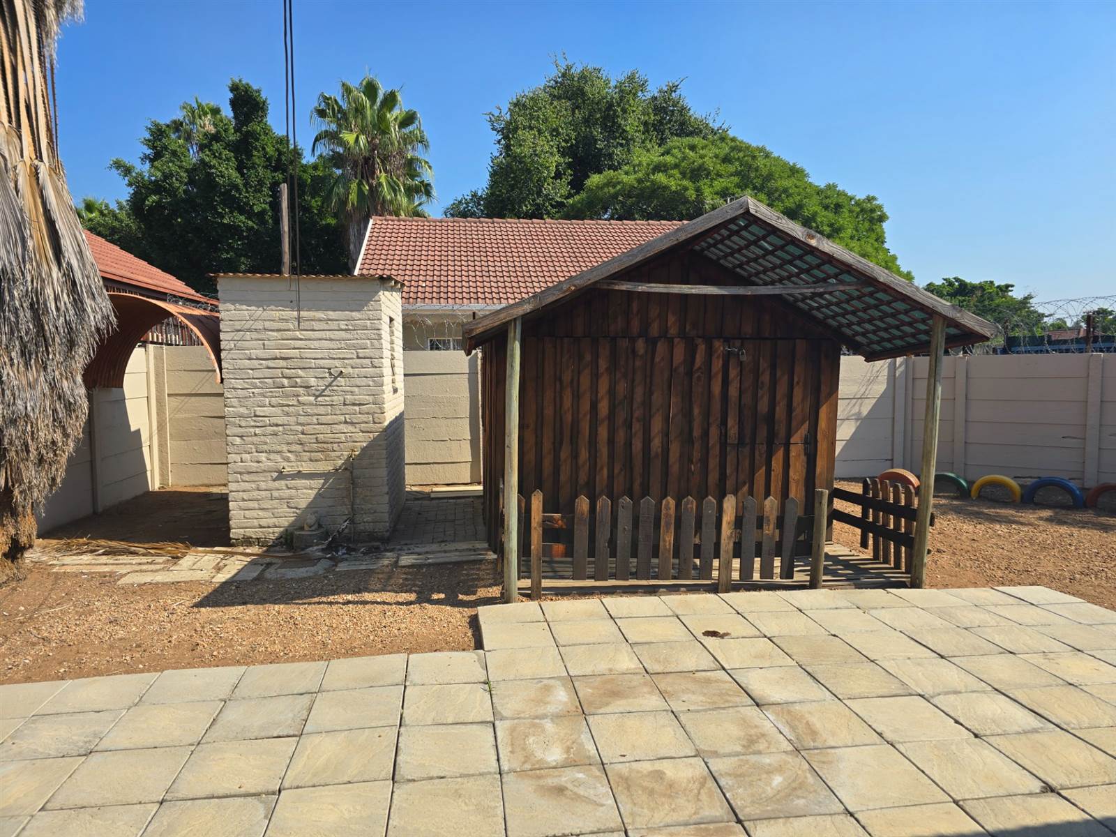 120  m² Office Space in Rustenburg Central photo number 12