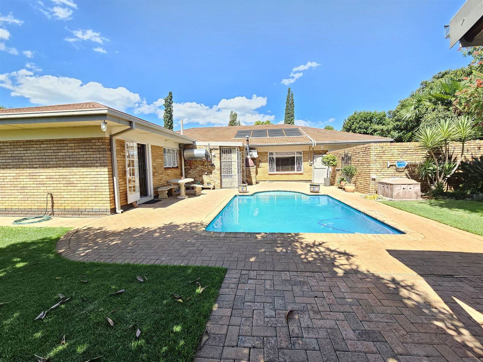 3 Bed House in Potchefstroom Central photo number 17