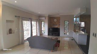 3 Bed House in Bryanston photo number 28
