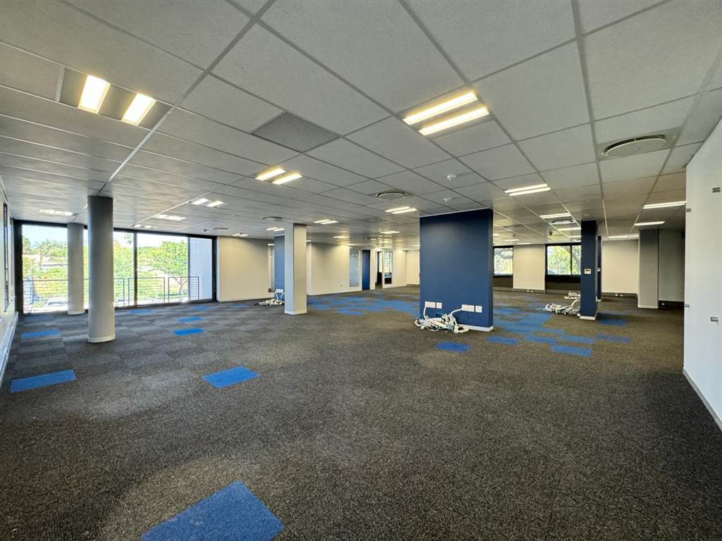 385  m² Commercial space in Fourways photo number 7
