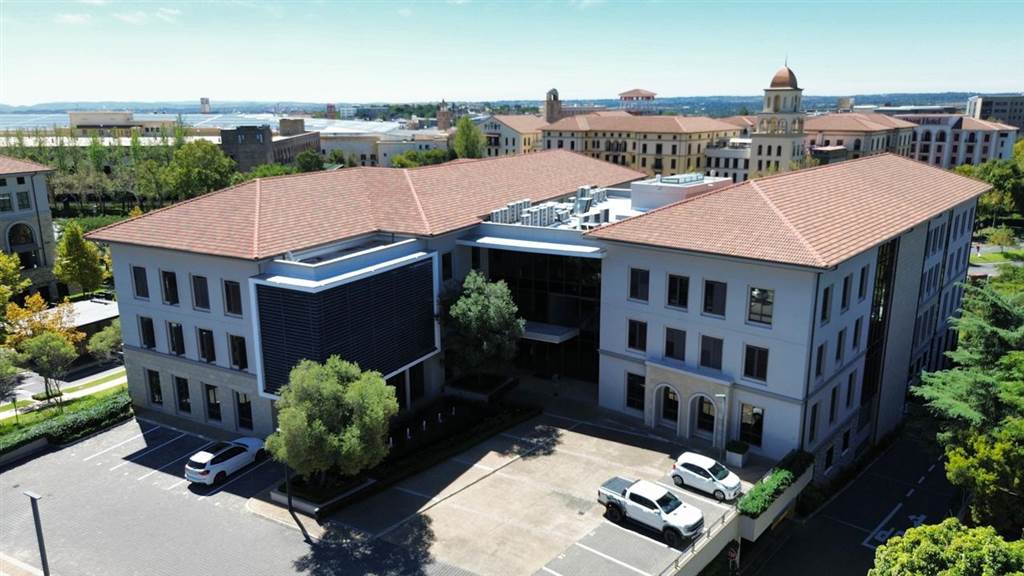 385  m² Commercial space in Fourways photo number 1