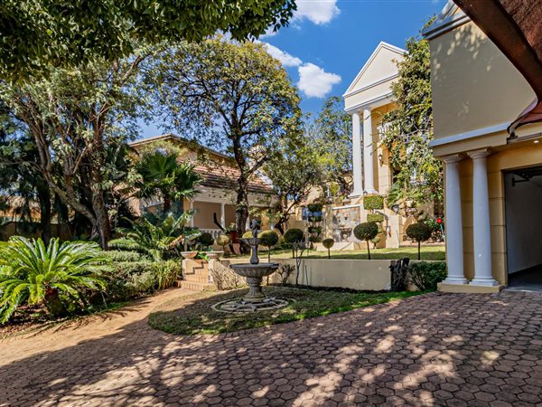 3 Bedroom House 3 Bedroom House