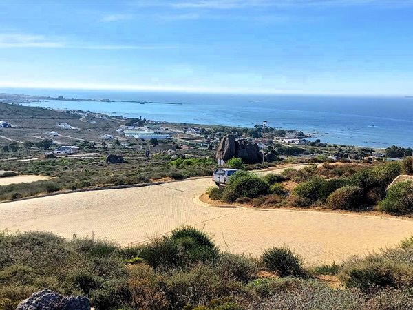 320 m² Land available in St Helena Views