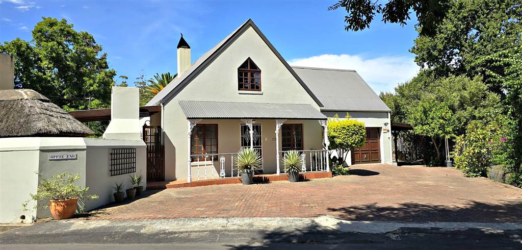 4 Bed House in Swellendam photo number 1