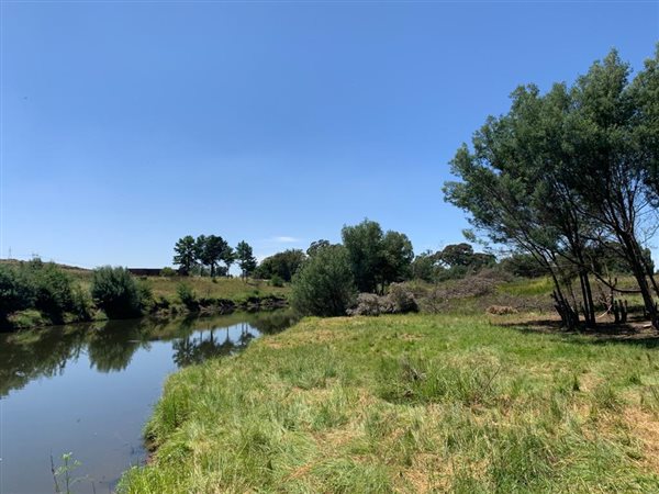 17 ha Land available in Witbank Central