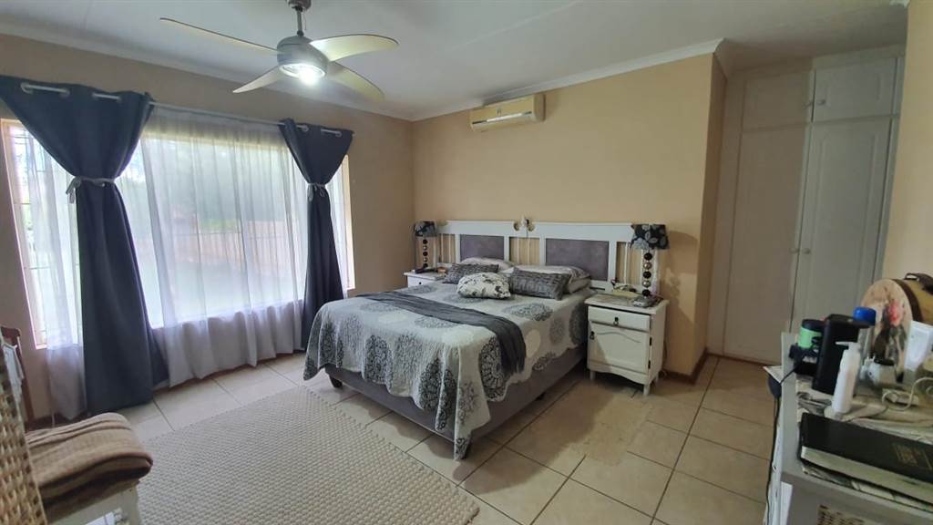 3 Bed Townhouse in Bela-Bela (Warmbaths) photo number 21