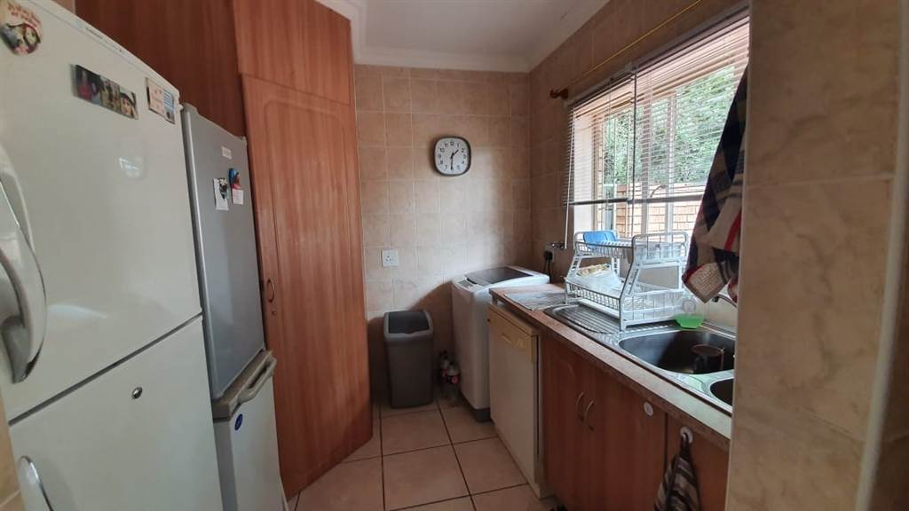 3 Bed Townhouse in Bela-Bela (Warmbaths) photo number 18