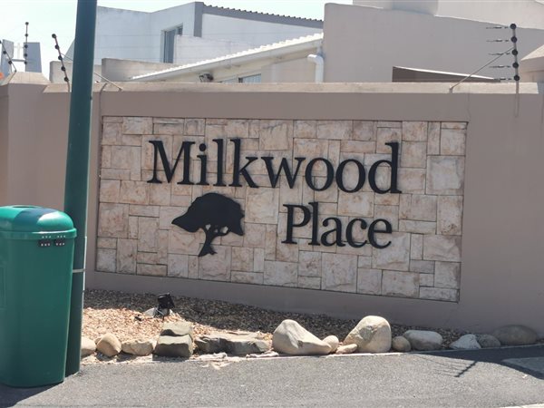 3 Bedroom Townhouse 3 Bedroom Townhouse