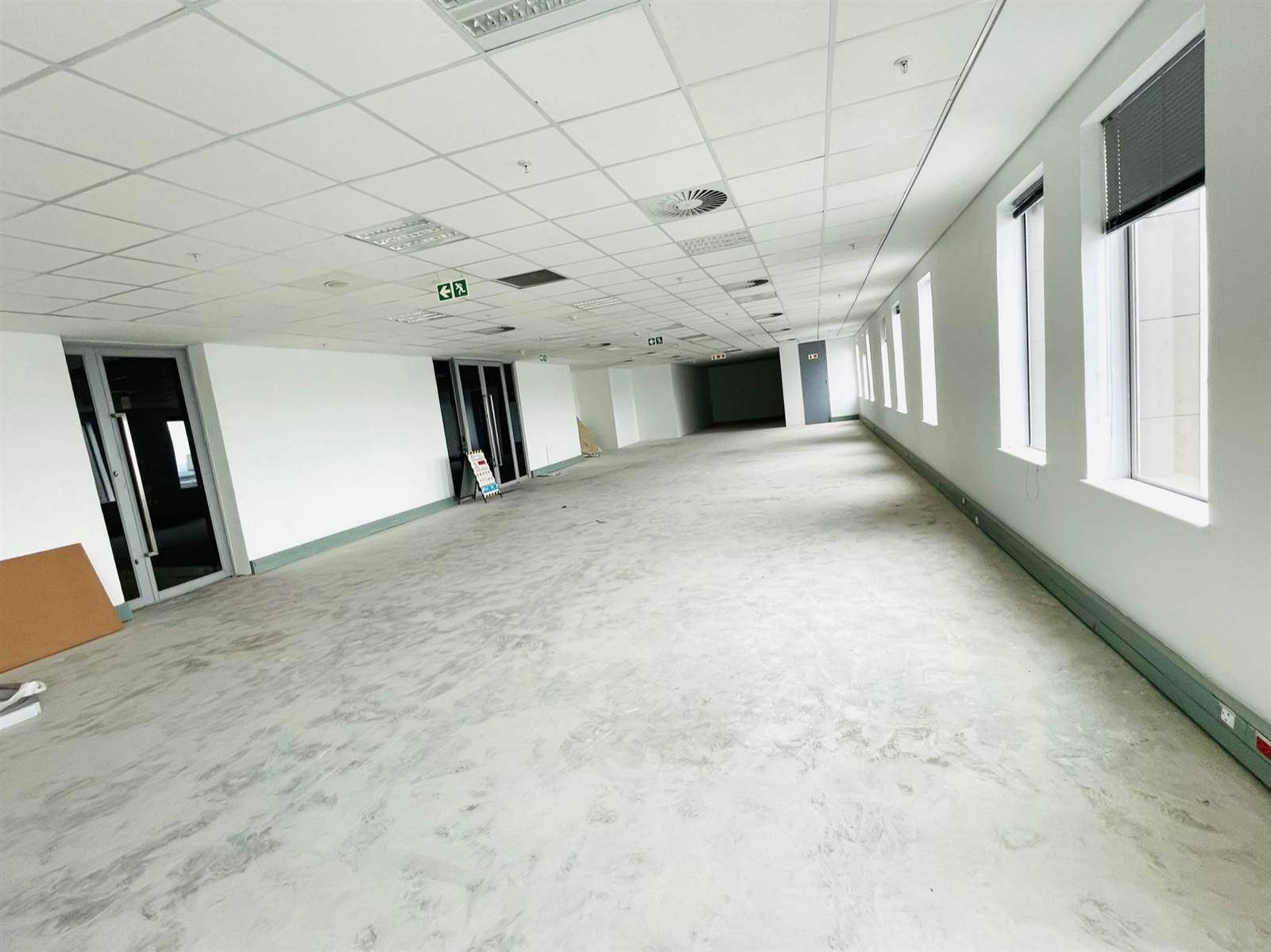 537  m² Commercial space in Sandown photo number 11