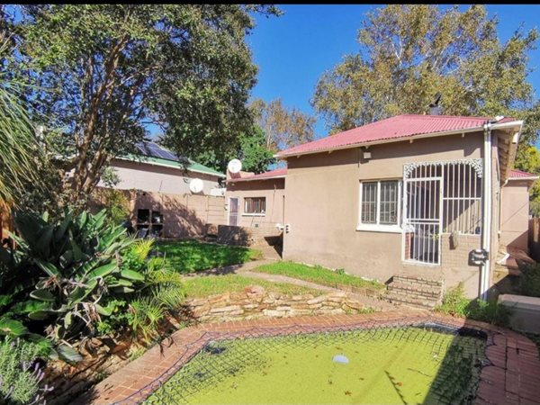 3 Bedroom House 3 Bedroom House