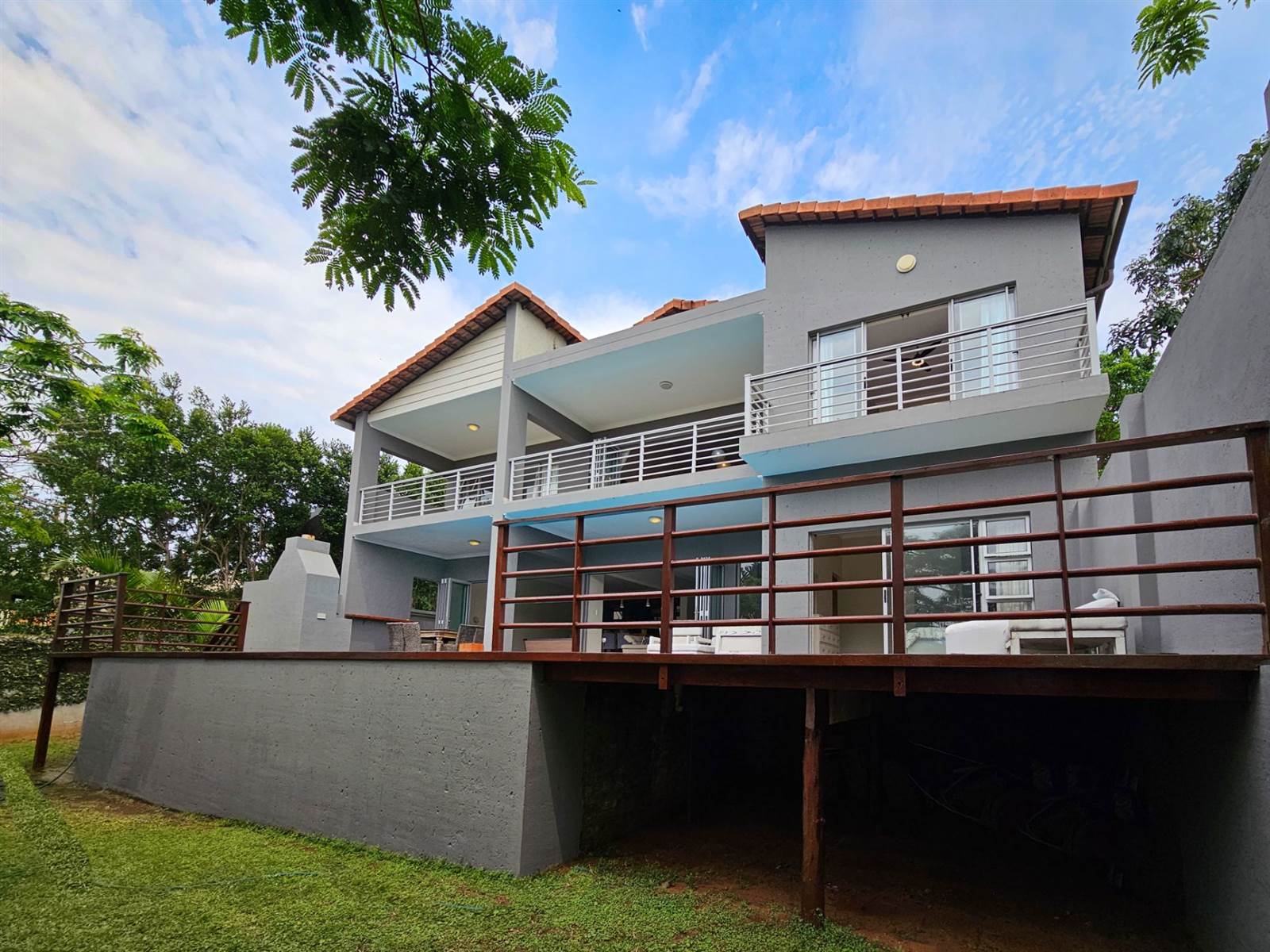 4 Bed House in Ballito photo number 2