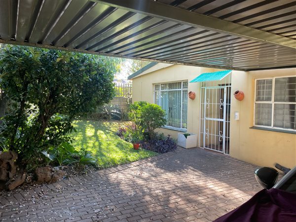 3 Bedroom House 3 Bedroom House