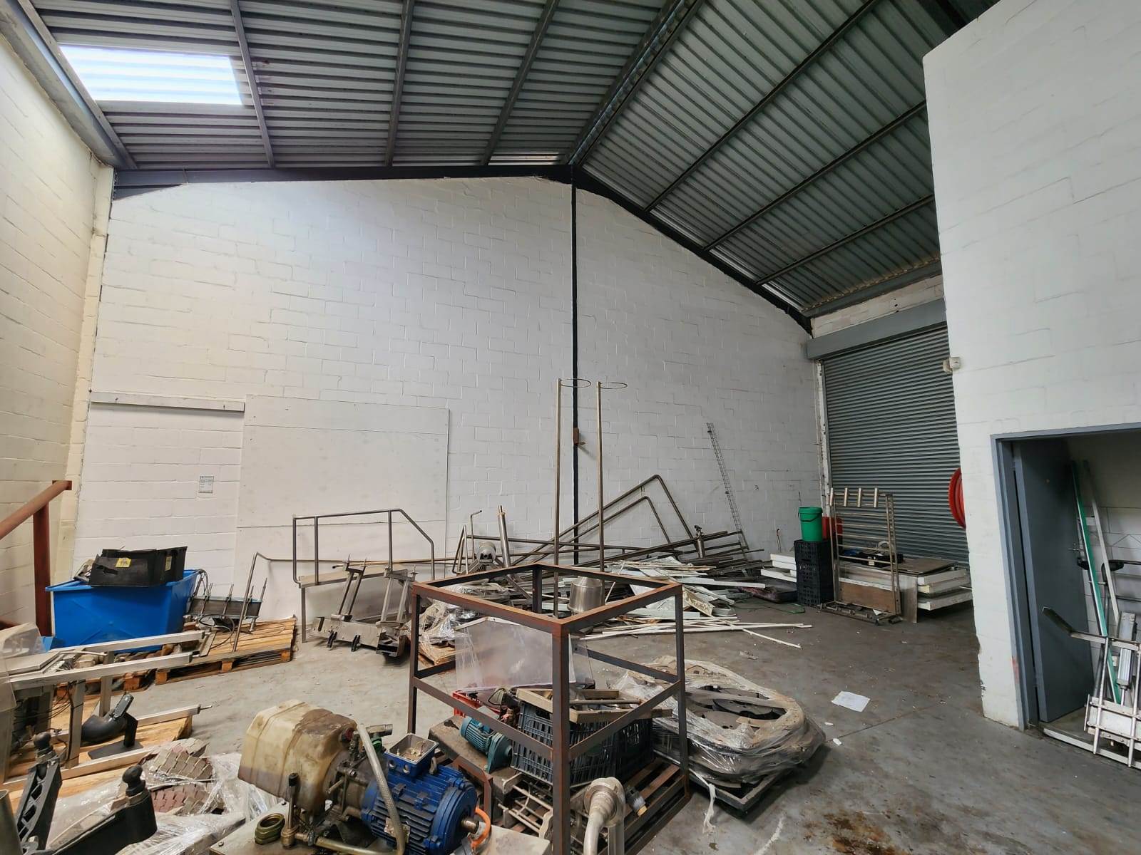 150  m² Industrial space in Killarney Gardens photo number 3