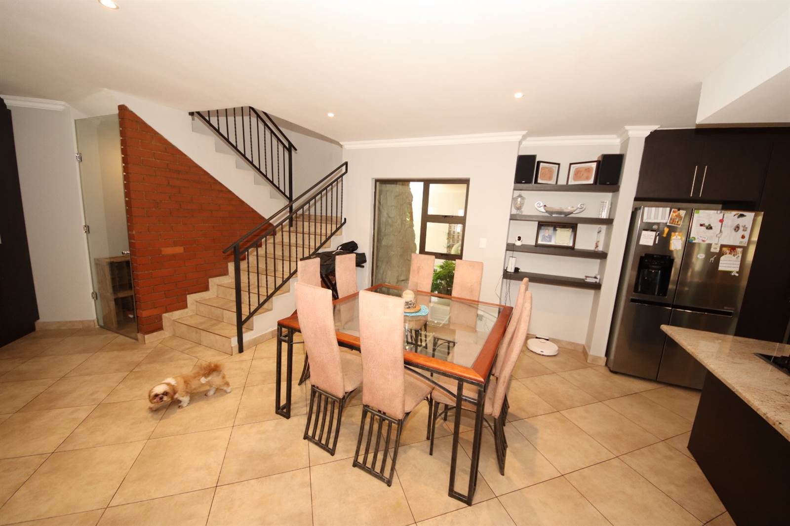 4 Bed House in Greenstone Hill photo number 8