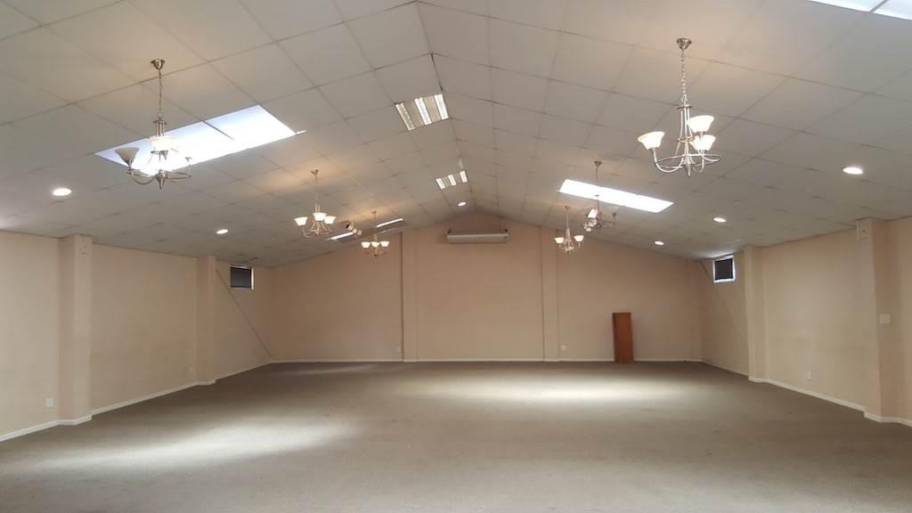 350  m² Commercial space in Woodstock photo number 1