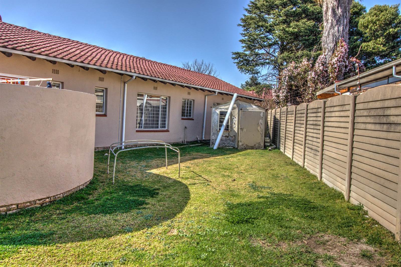 4 Bed House in Glen Marais photo number 20