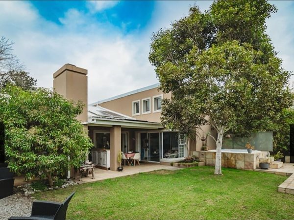 3 Bedroom House 3 Bedroom House