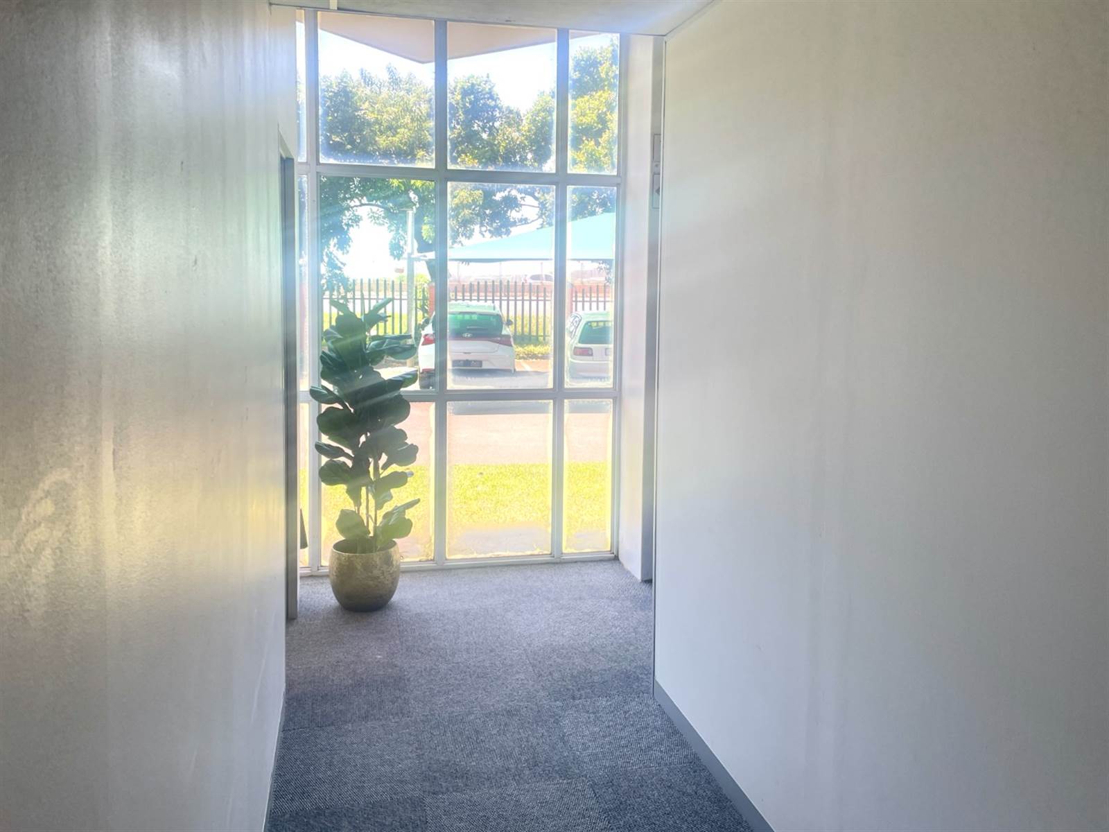 180  m² Commercial space in Mt Edgecombe photo number 8
