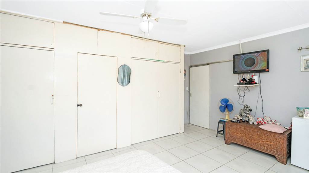 3 Bed House in Impala Park photo number 8