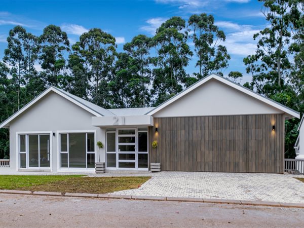 4 Bedroom House 4 Bedroom House