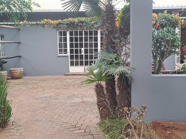 2 Bedroom House 2 Bedroom House
