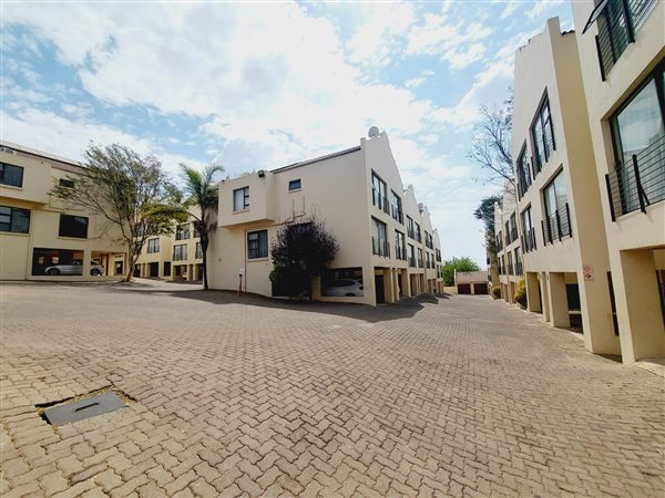 3 Bed Townhouse