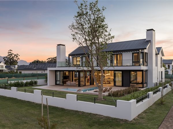 4 Bedroom House