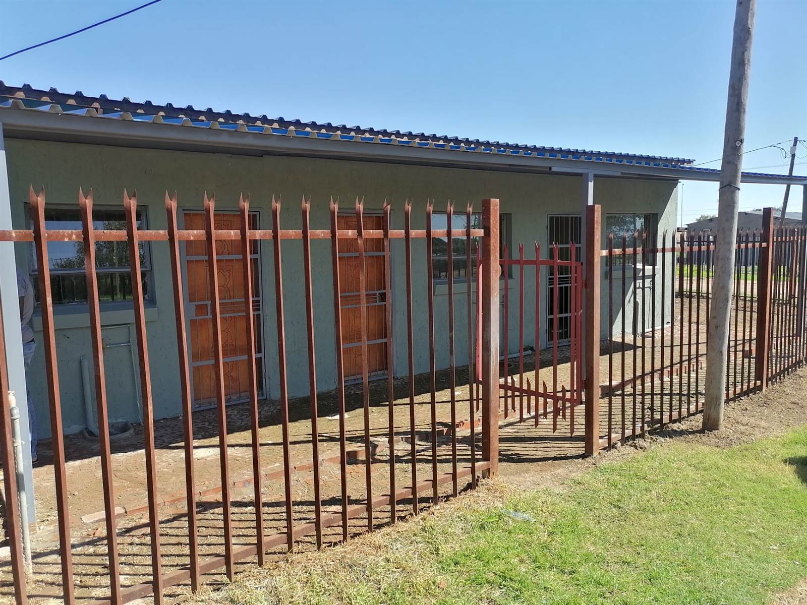 3 Bed House in Chris Hani photo number 17