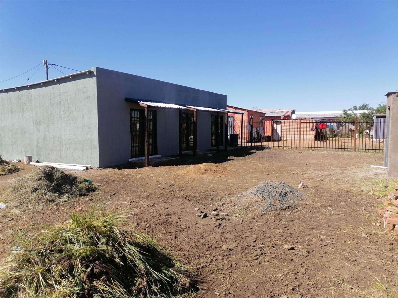 3 Bed House in Chris Hani photo number 11