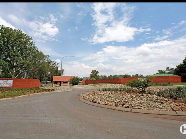 571 m² Land available in Strubenvale