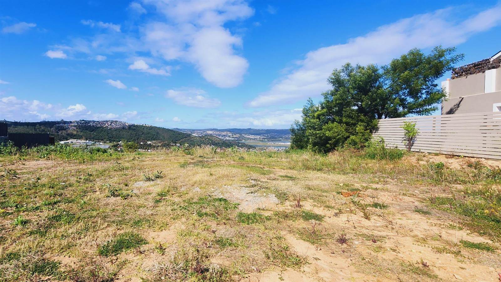 810 m² Land available in Heuwelkruin photo number 5