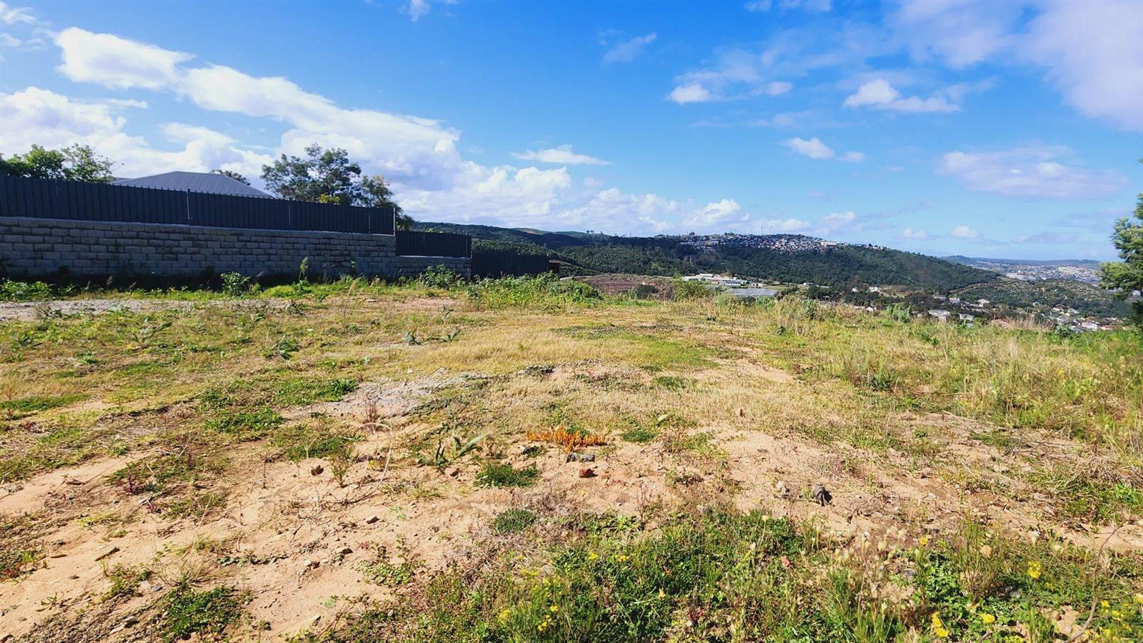 810 m² Land available in Heuwelkruin photo number 10