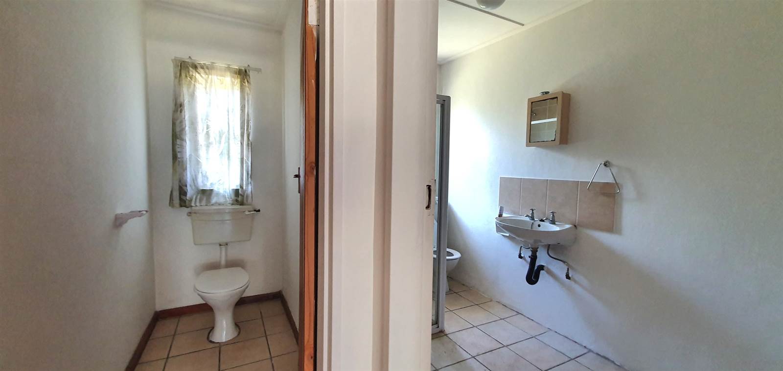 4 Bed House in Jeffreys Bay photo number 22