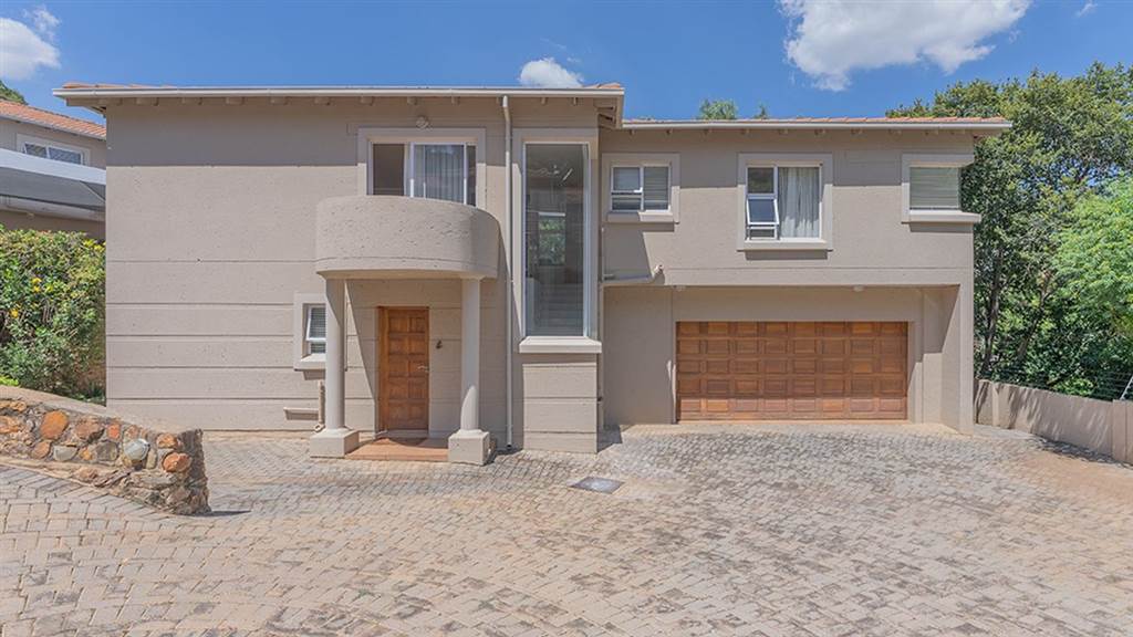 3 Bed Townhouse in Glenvista photo number 1