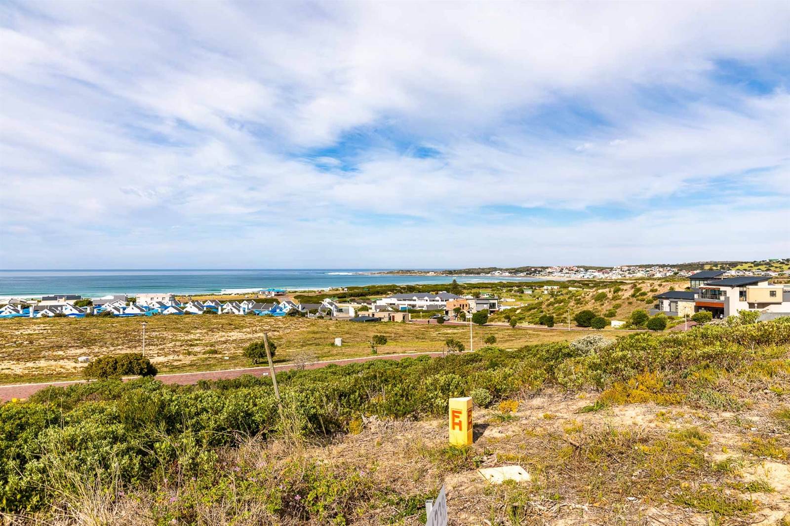 408 m² Land available in Stilbaai photo number 4