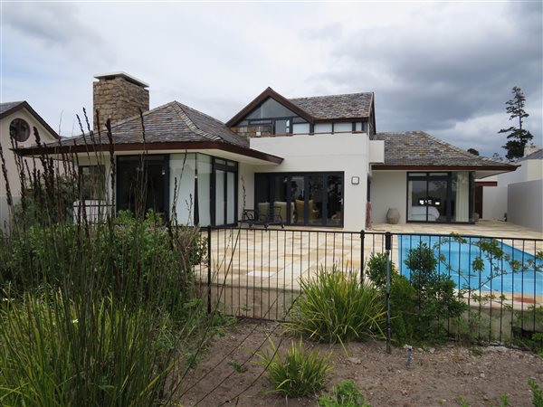 3 Bedroom House 3 Bedroom House