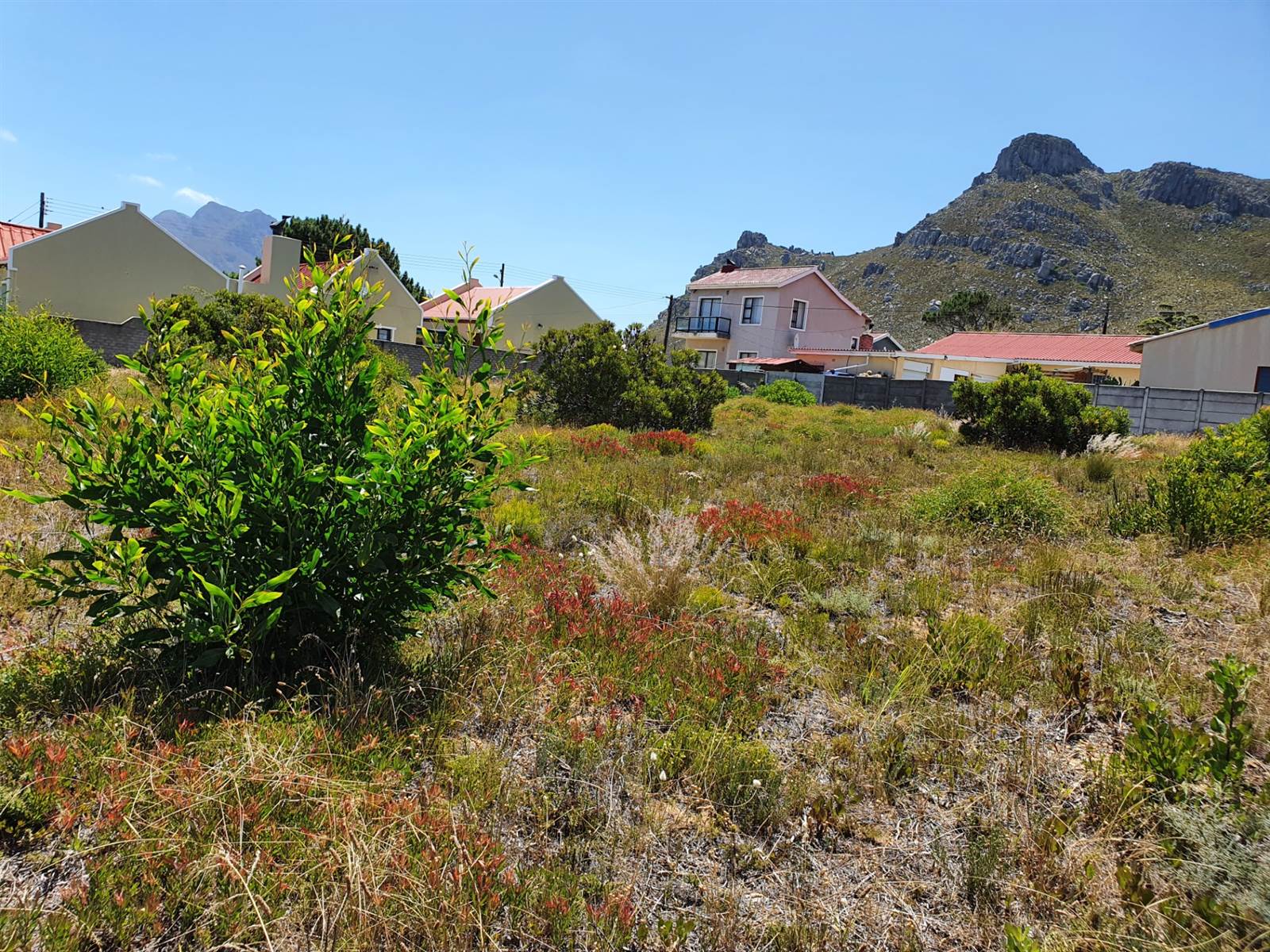 1190 m² Land available in Kleinmond photo number 2