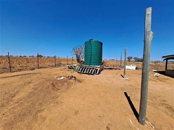 8.6 ha Smallholding 8.6 ha Smallholding