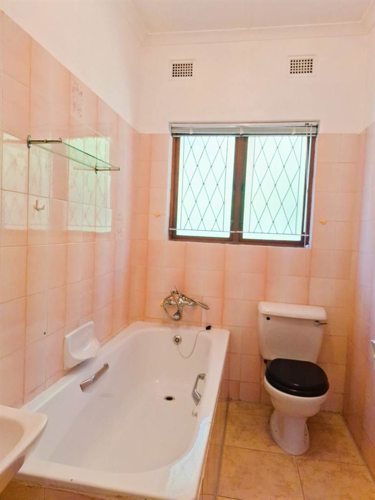 3 Bed Townhouse in Anerley photo number 23